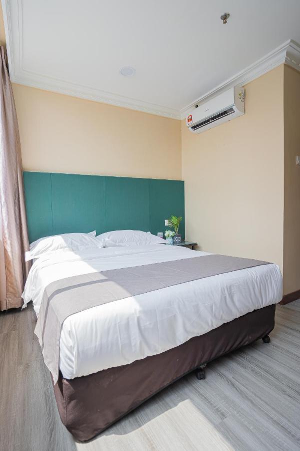 Hotel 28 Titiwangsa Kuala Lumpur Exterior photo